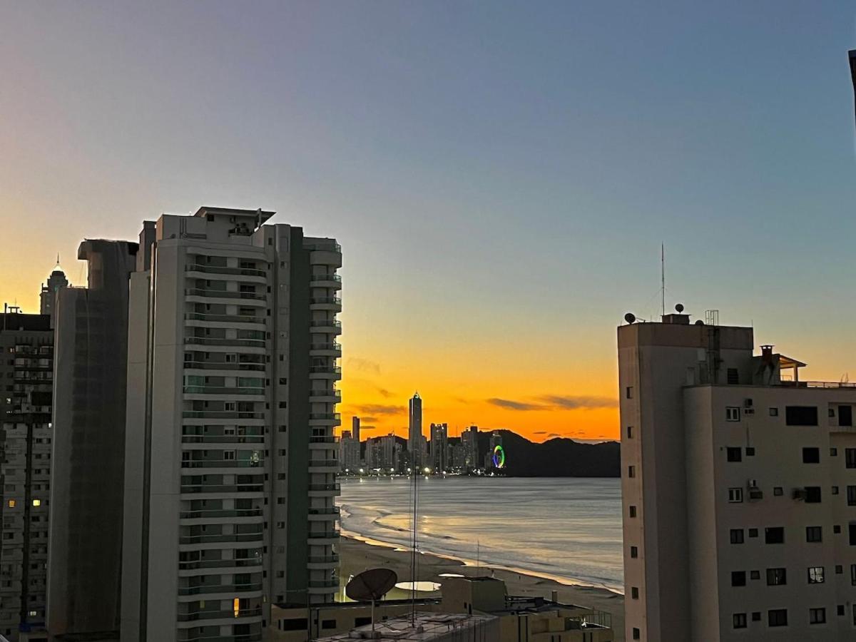 Curta!|196| Ape Marine 3 Q | Vista Apartamento Balneário Camboriú